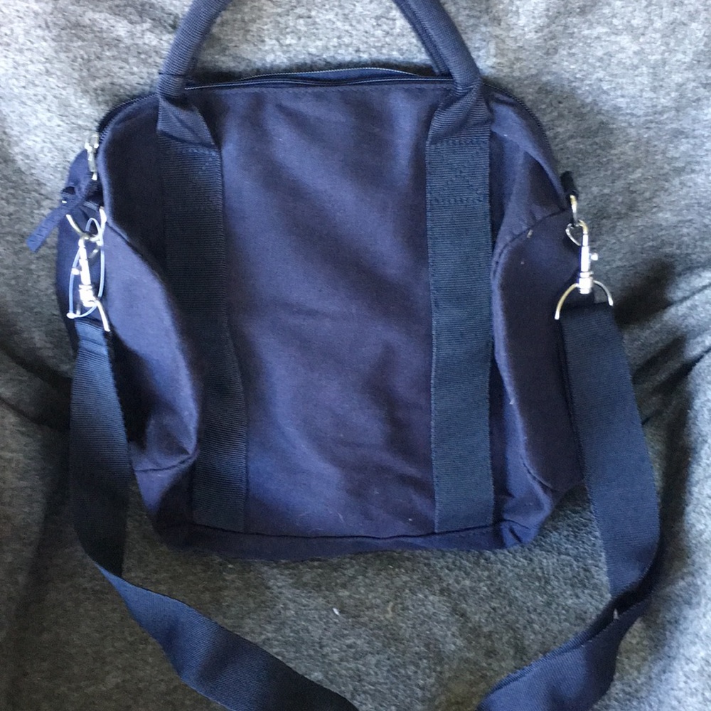 Tommy Hilfiger shoulder bag - Picture 2 of 7